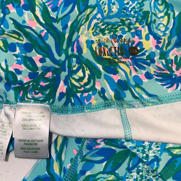 EUC Lilly Pulitzer UPF 50+ Luxletic High Rise Cropped Legging Surf Blue Size XXL - Picture 4 of 7